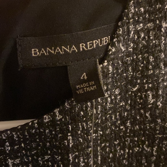 BASIC KNEE-LENGTH SHEATH DRESS - Picture 4 of 5